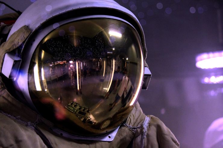 Tuta spaziale (Pixabay FOTO) - www.aerospacecue.it