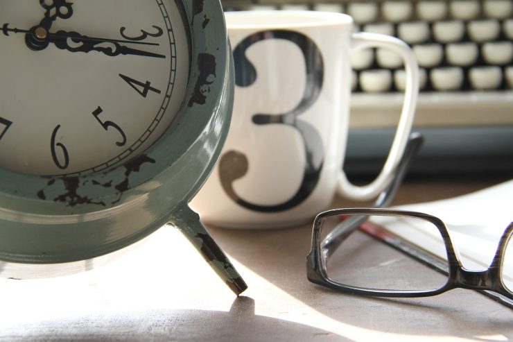 Lavoro, se rispetti questi orari guadagni il doppio: l'opportunità la colgono in pochissimi | Preparati a chiamare il capo (Pixabay foto) - www.managementcue.it