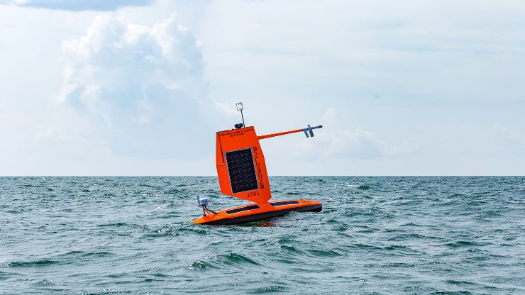 Il Saildrone di NOAA (Saildrone foto) - www.aerospacecue.it
