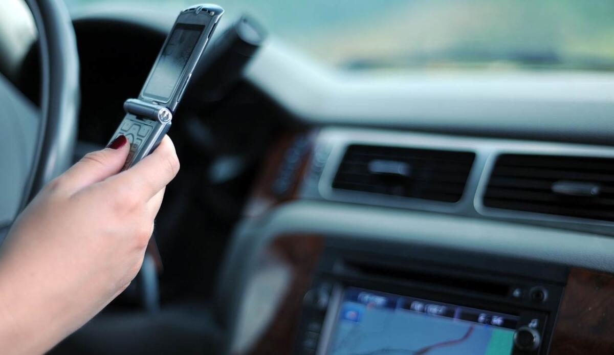 Ecco le nuove normative del Codice della Strada - Comportamento stradale (Pixabay FOTO) - www.vehiclecue.it