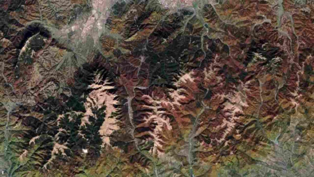 L'autunno sull'Appennino tosco-emiliano visto dai satelliti di Copernicus - Foliage ripreso dai satelliti Sentinel 2 (ESA FOTO) - www.aerospacecue.it