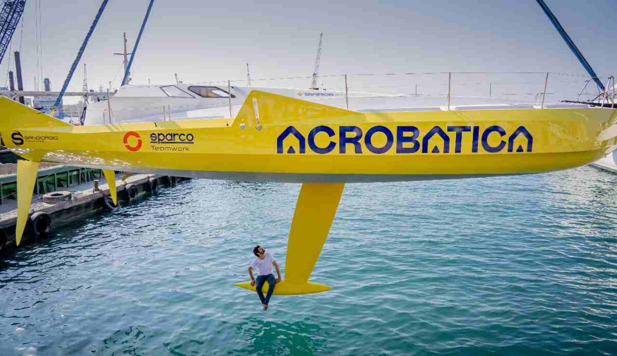 Questa barca non vuole scomparire - Barca Acrobatica prima della regata (Acrobatica Group FOTO) - www.marinecue.it