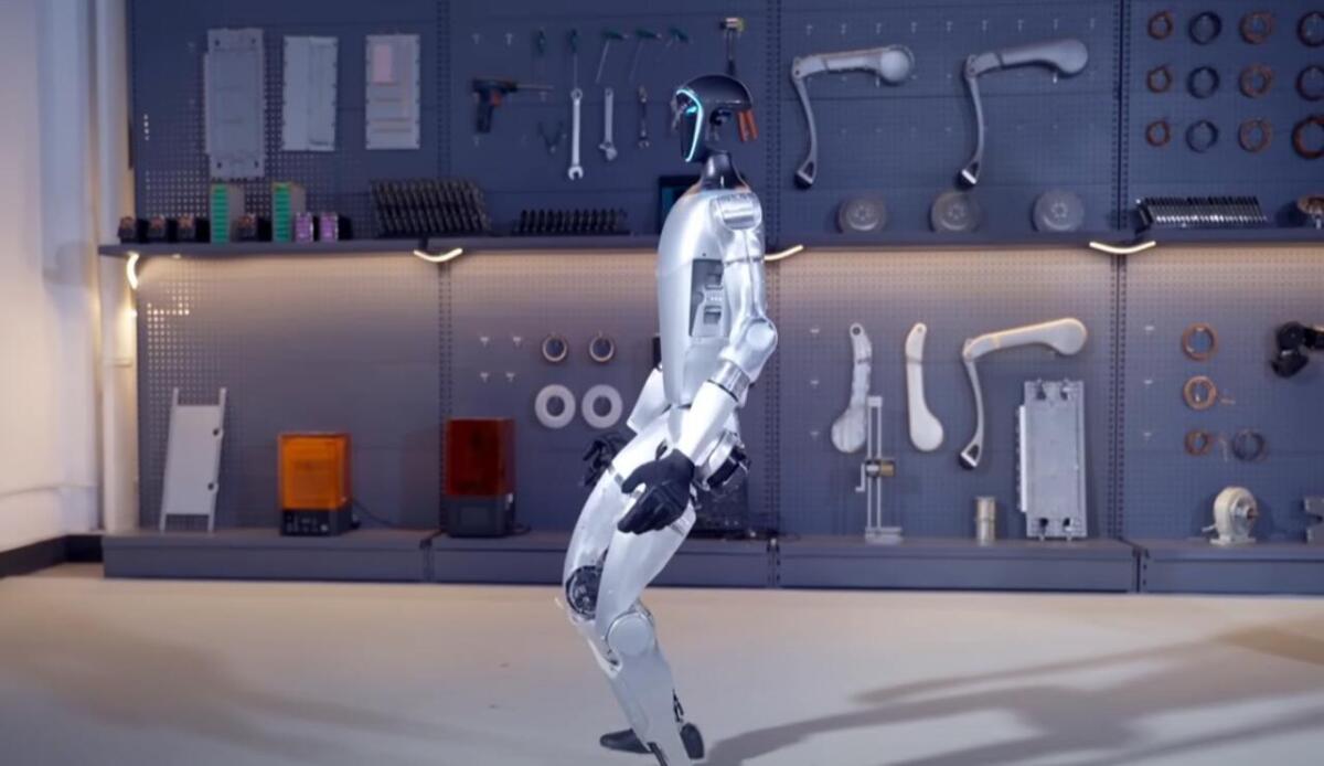 Un robot atletico e dai movimenti fluidi: ecco G1 di Unitree Robotics - G1 Unitree (screenshot Unitree/YouTube) - www.systemcue.it