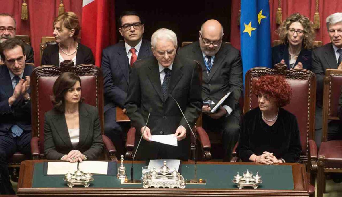 I partiti volevano aumentarsi il finanziamento con il 2xmille ma Mattarella ha bocciato la proposta - Sergio Mattarella (Wikimedia, Quirinale.it FOTO) - www.financecue.it