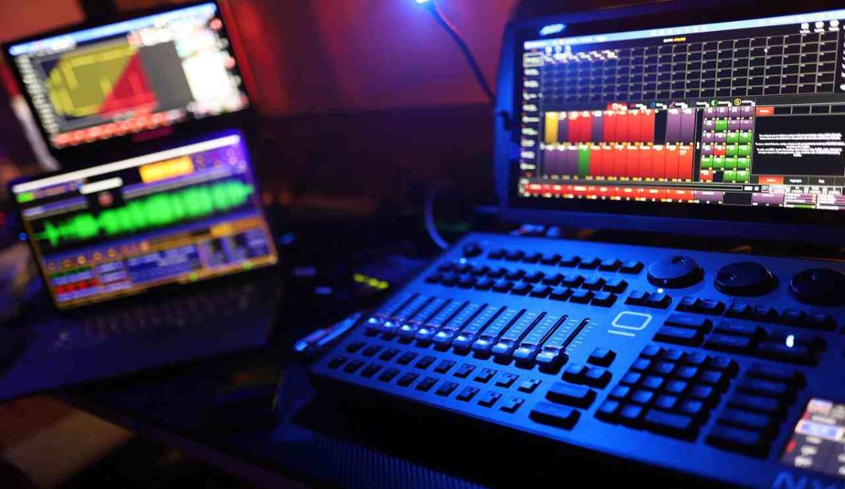 Streaming illegale, maxi-operazione in Italia e in Europa: smantellata rete da 22 milioni di utenti - Streaming illegale (Pixabay FOTO)- www.systemscue.it