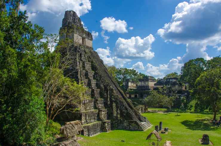 Rovine Maya - Tikal (Depositphotos FOTO) - www.aerospacecue.it