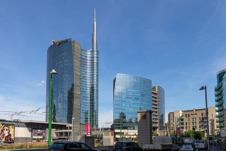 Torre UniCredit (Pixabay FOTO) - www.financecue.it