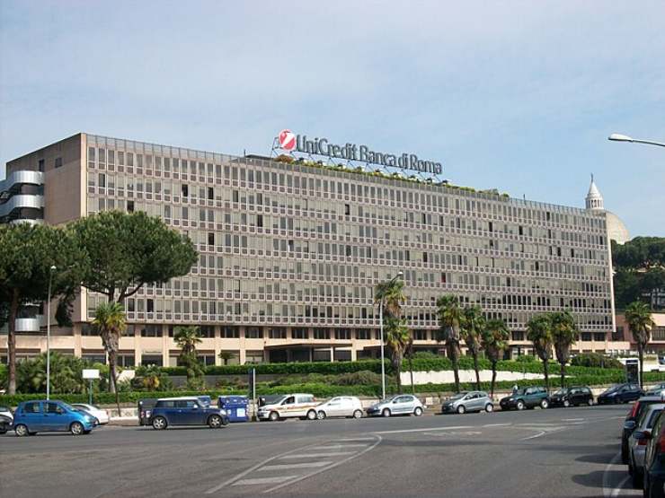 Sede UniCredit a Roma (Wikimedia, Creative Commons Attribution-Share Alike 3.0 FOTO) - www.financecue.it