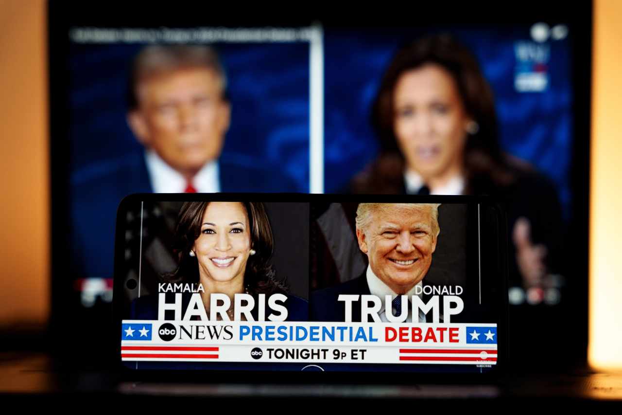 Trump e Harris (Depositphotos FOTO) - www.managementcue.it