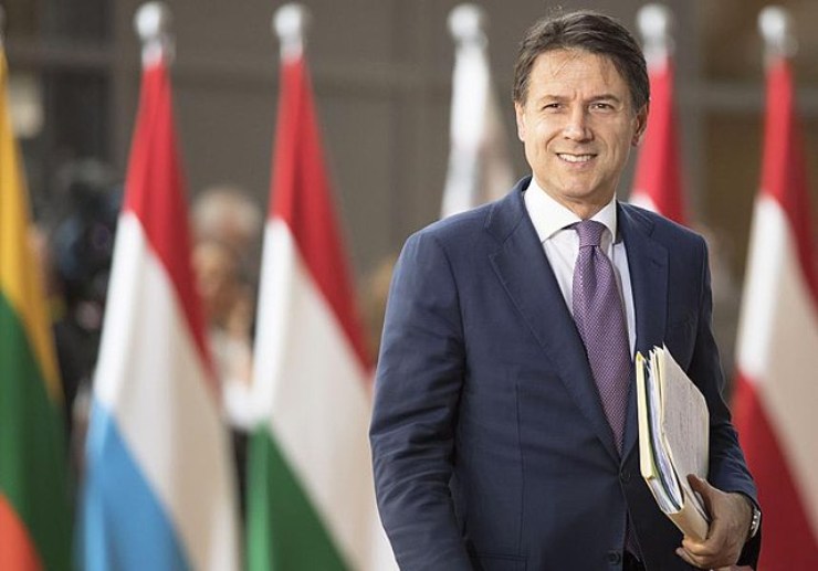 Giuseppe Conte (Wikimedia, Creative Commons Attribution-Share Alike 3.0 FOTO) - www.managementcue.it