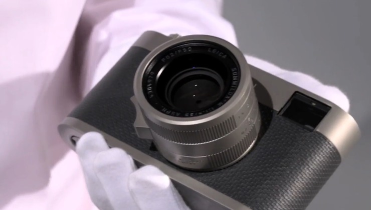 Leica M Edition 70 Unboxing (screenshot Leica/YouTube) - www.financecue.it