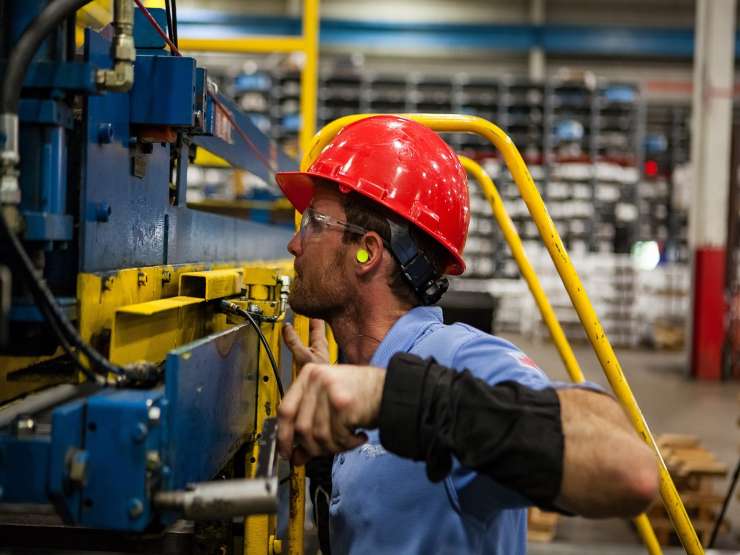 Industria (Pixabay FOTO)- www.financecue.it