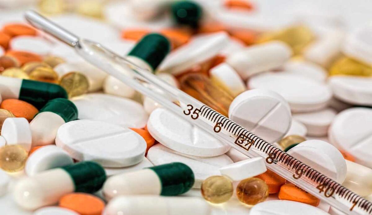 Infranta una regola della chimica vecchia di 100 anni: ecco le nuove prospettive per la scoperta di farmaci - Pillola (Pixabay FOTO) - www.sciencecue.it