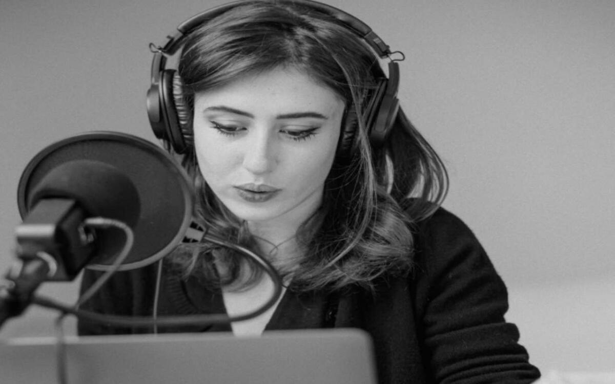 Il coraggio di Cecilia Sala, una voce libera nelle mani del regime iraniano - La giornalista Cecilia Sala (Instagram FOTO) - Managementcue.it