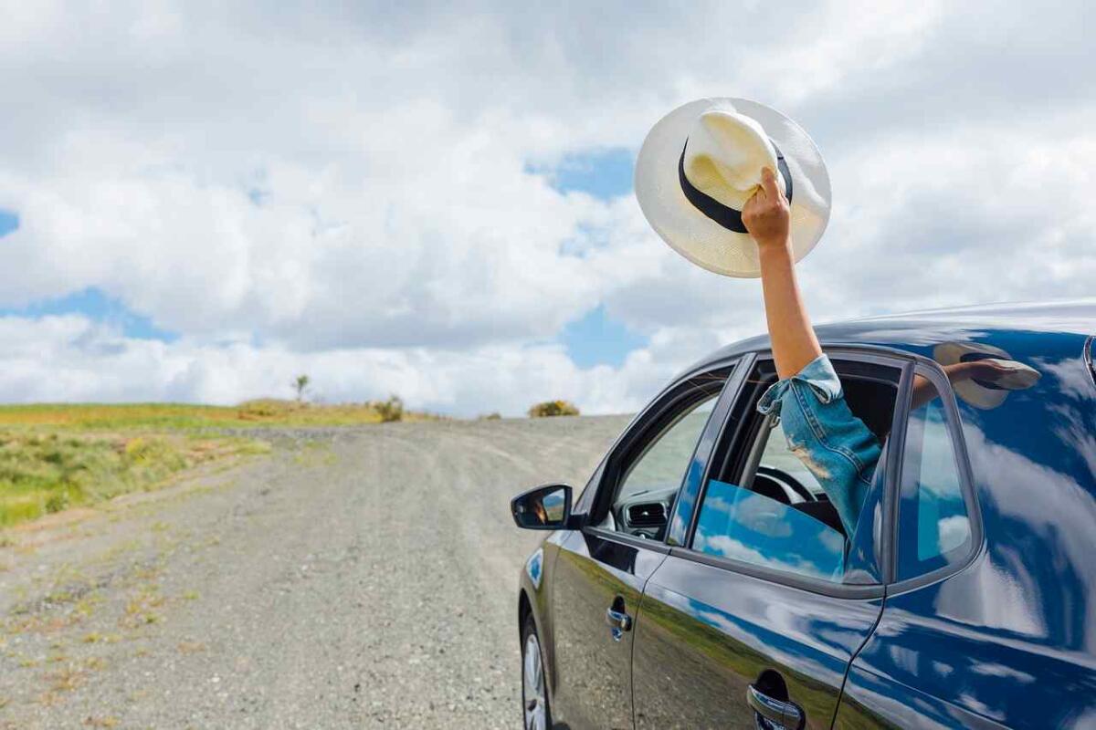 Viaggi lunghi in auto: come affrontarli e come programmarli - 