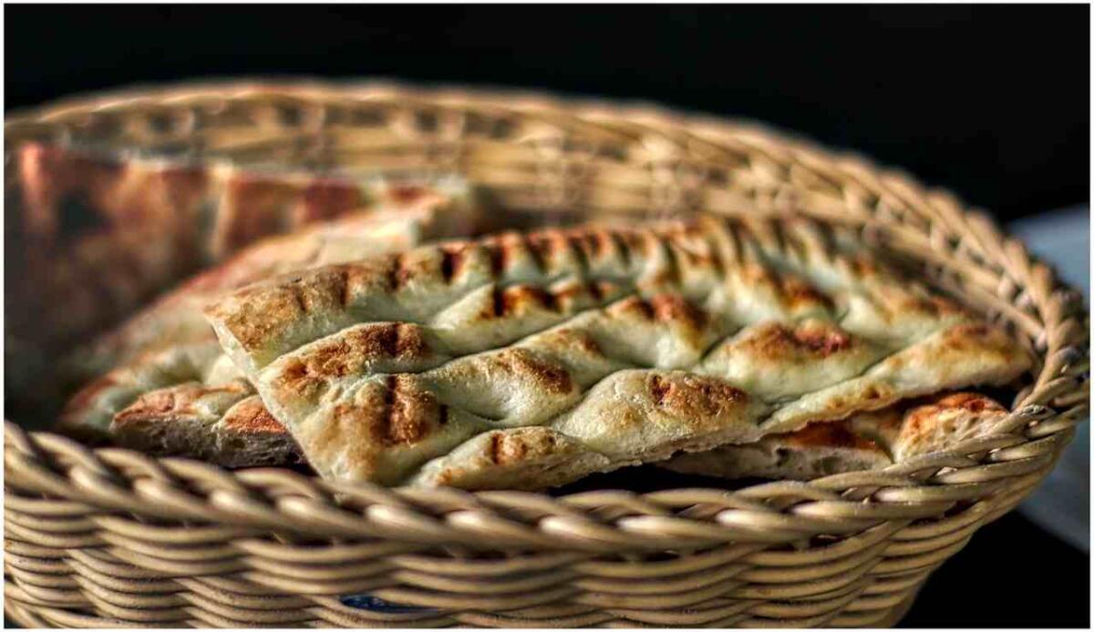 La prima focaccia è stata sfornata 9.000 anni fa: un viaggio nella cucina del Tardo Neolitico - Pagnotta (Pixabay FOTO) - www.buildingcue.it
