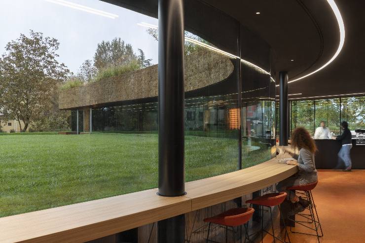Mensa vista dall'interno (Carlo Ratti Associati FOTO) - www.buildingcue.it
