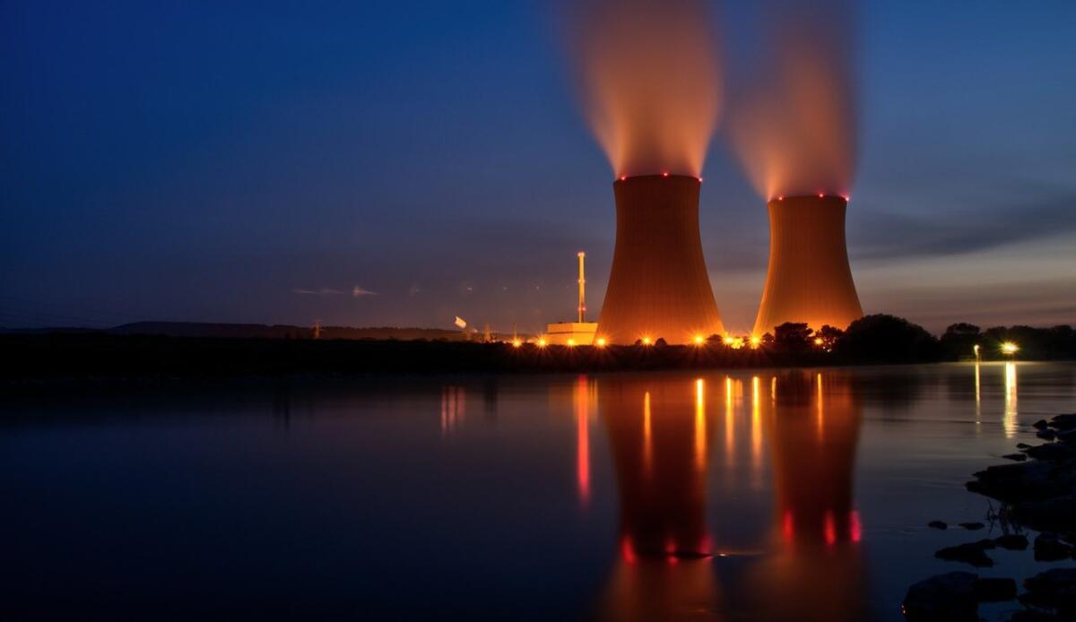 Incoscienza umana: questi esperimenti hanno creato danni irreparabili - Inquinamento nucleare (Pixabay) - www.systemscue.it