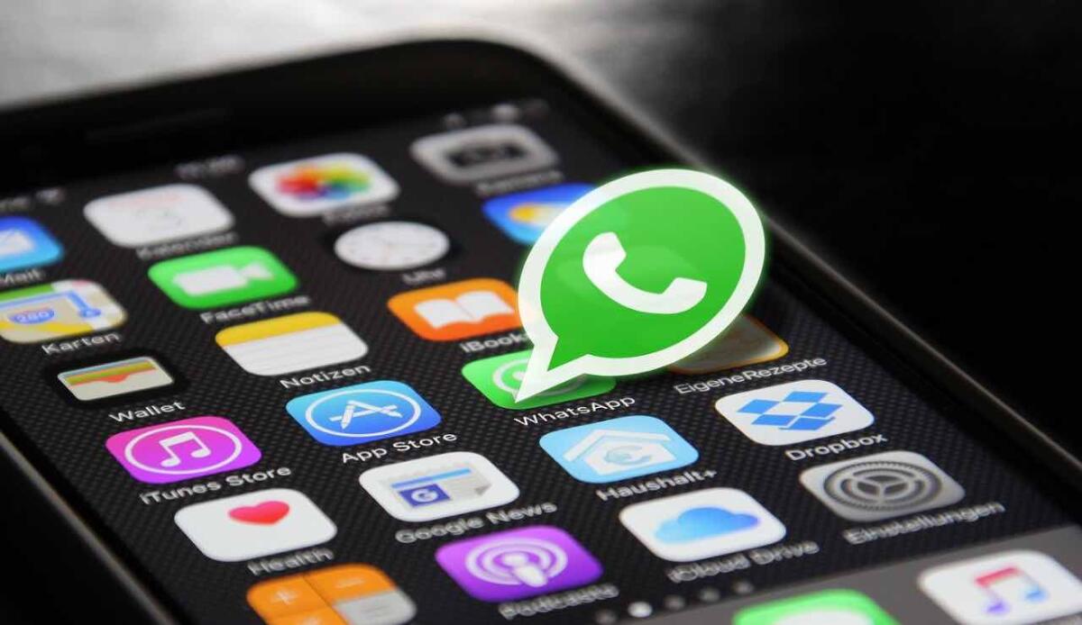 WhatsApp, le funzione "segrete" che dovresti conoscere: provale subito tutte - Le nuove funzioni di WhatsApp (Pixabay) - www.systemscue.it
