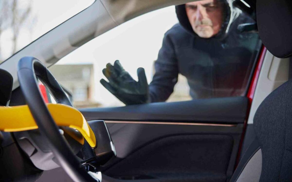 Antifurto, è arrivato LoJack: le auto rubate verranno localizzate con più facilità - Arriva un nuovo alleato antifurto (depositphotos.com) - www.vehiclecue.it