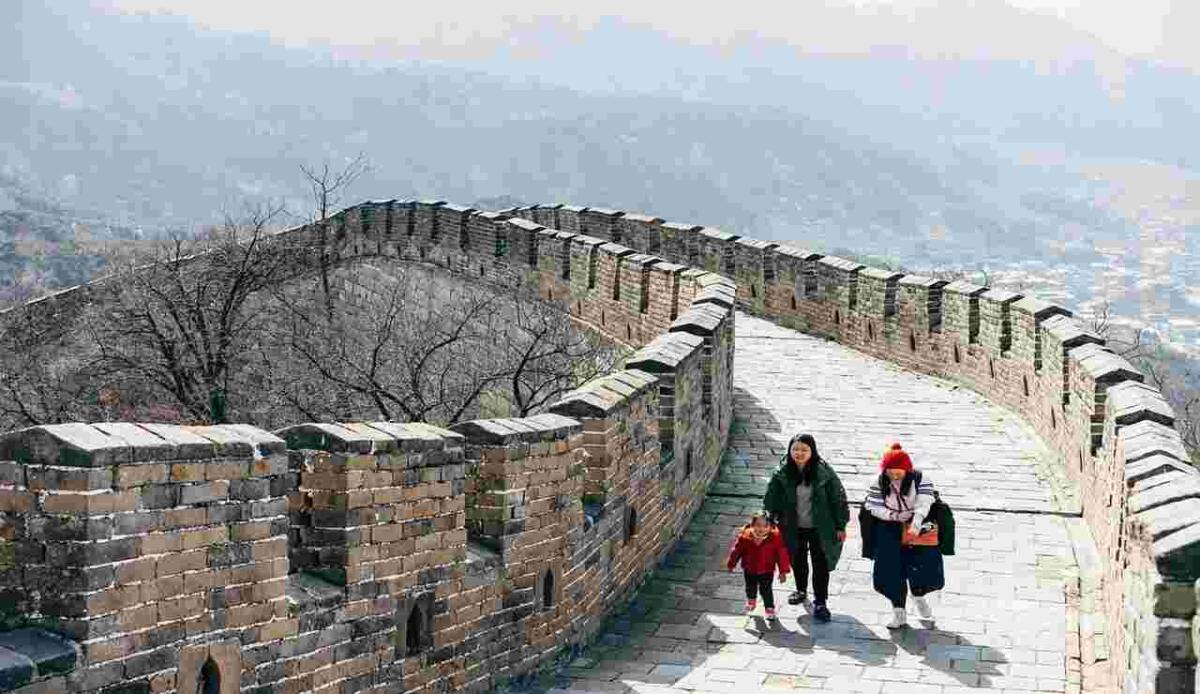 Cina, il record è di nuovo loro: la nuova infrastruttura è irraggiungibile - Grande Muraglia Cinese (Pixabay Foto) - www.buildingcue.it