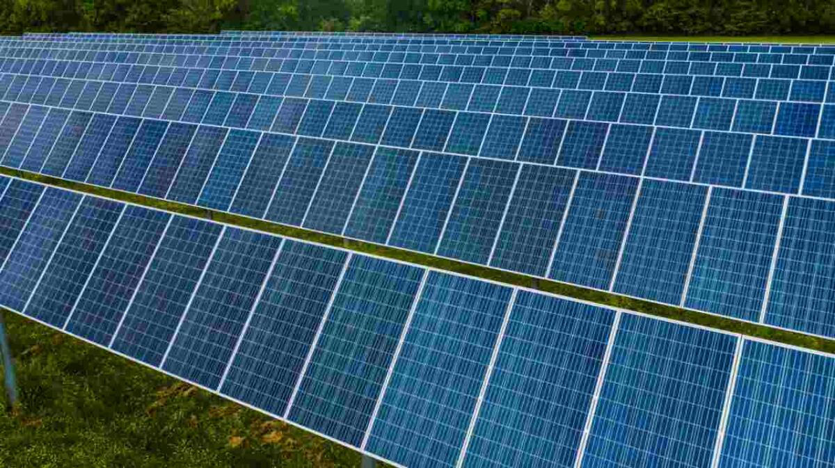 Italia, il fotovoltaico traina la transizione: 2024 anno record per produzione e nuove installazioni - 