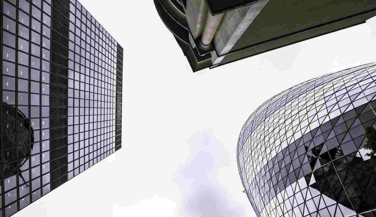 Edifici pubblici in Italia: più della metà sono inefficienti - Gli edifici più alti (Pixabay foto) - www.buildingcue.it