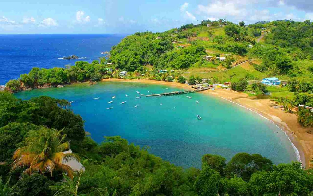 Isole, ne esistono tre in cui puoi vivere un'avventura fantastica | Nessuno le ha mai esplorate fino in fondo - Isole bellissime da tutto il mondo (depositphotos.com) - www.marinecue.it