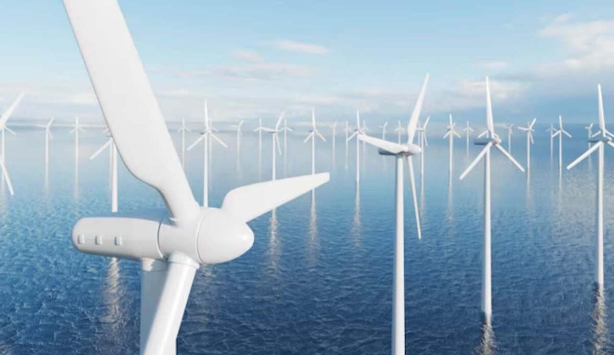 Nuovo record per l'Italia: il 41% dell’energia consumata nel 2024 proviene da fonti green - Parco eolico (Freepik foto) - www.energycuecue.it