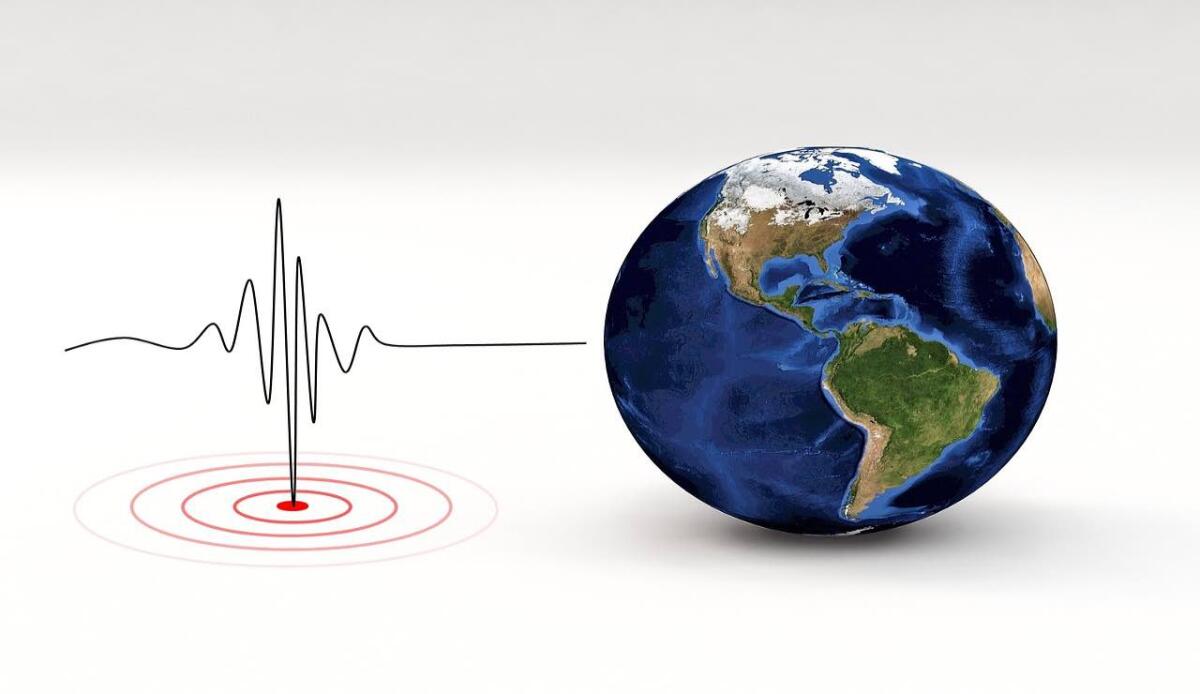 Intelligenza artificiale, grazie ad un algoritmo potremmo prevedere alcuni fenomeni naturali - Come prevedere i terremoti (Pixabay) - www.systemscue.it