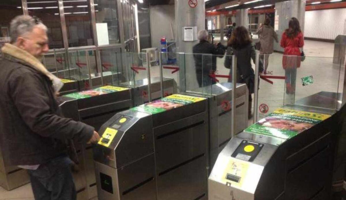 Metro Roma, al via il piano tornelli: il biglietto dovrà essere timbrato sia all'entrata che all'uscita - Biglietti da timbrare all'entrata e all'uscita (ATAC foto) - www.vehiclecue.it