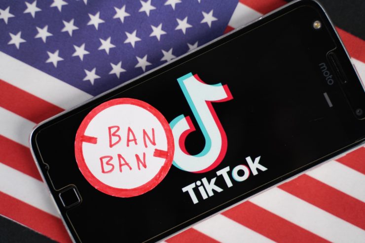 TikTok, i ricavi e la sua incredibile storia (DepositPhotos) - www.systemscue.it