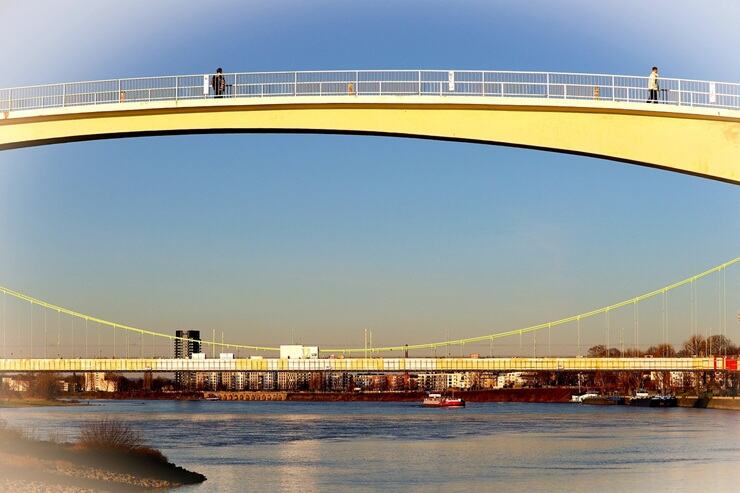 Ponte lungo (Pixabay Foto) - www.buildingcue.it
