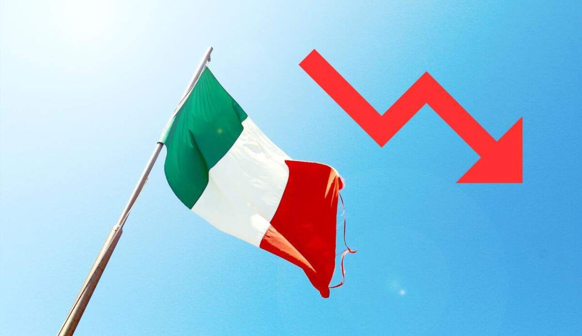 Retribuzioni nette: l'Italia fanalino di coda tra le grandi economie europee - Retribuzioni in Italia in calo (Canva Foto) - www.managementcue.it