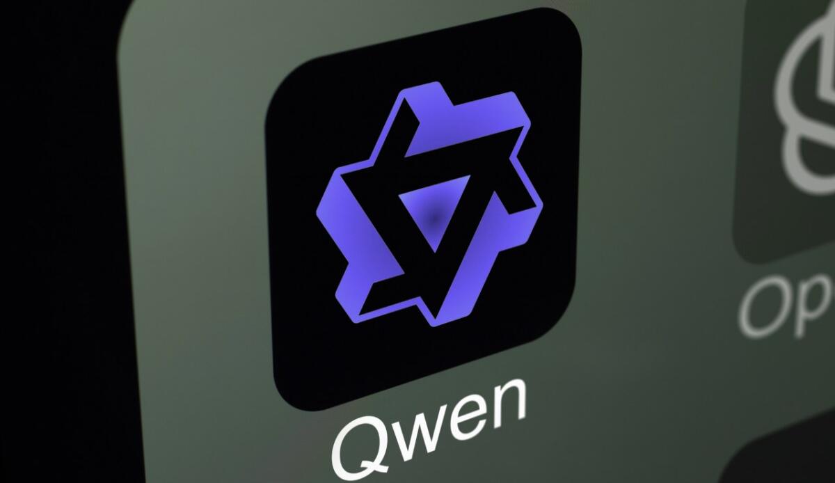 Alibaba risponde a DeepSeek: la sfida AI cinese si accende con Qwen 2.5-Max - Qwen IA, la risposta di Alibaba a ChatGPT e DeepSeek (DepositPhotos) - www.systemscue.it