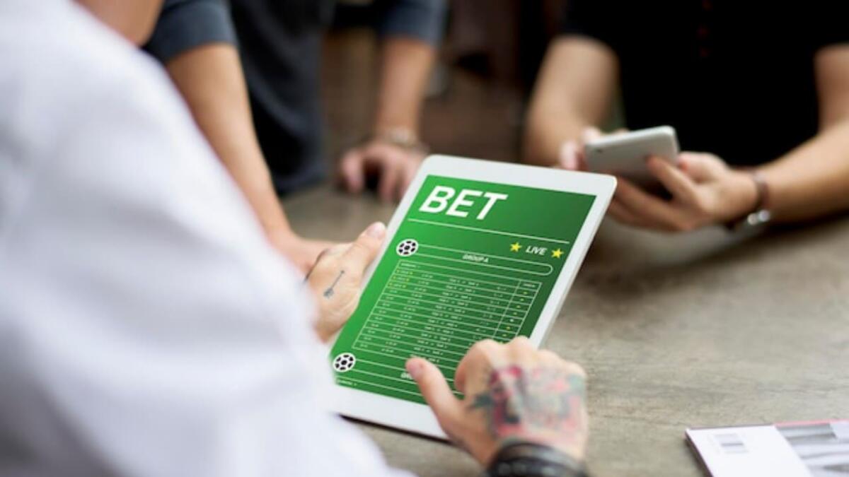 Scommesse online: Lottomatica domina, ma Bet365 e 888 segnano pesanti perdite - Scommesse online una nuova leadership (Freepik Foto) - www.managementcue.it