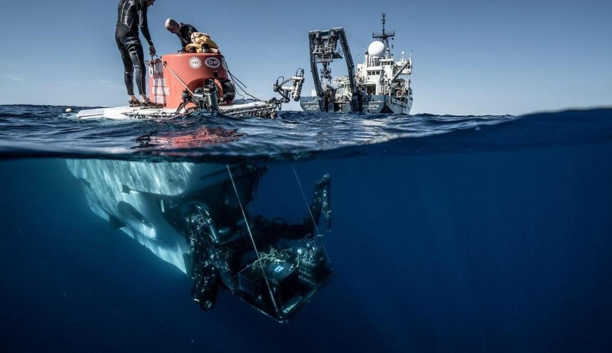 Alvin, il laboratorio subacqueo che esplora gli angoli più remoti degli oceani - Alvin, la stazione sottomarina che fa continue scoperte straordinarie (INGV Foto) - www.marinecue.it