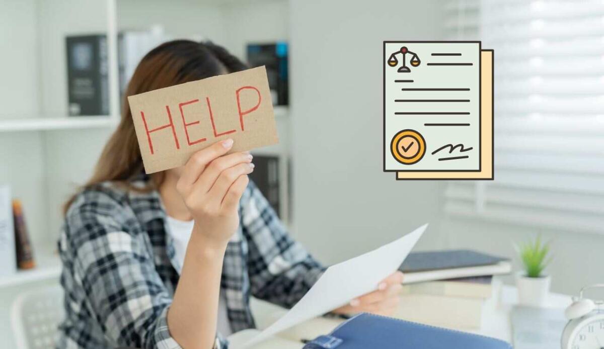 Università e privacy: il DDL sicurezza obbliga gli atenei a fornire dati sugli studenti - Studente che si nasconde dal decreto Sicurezza (Canva Foto) - www.managementcue.it