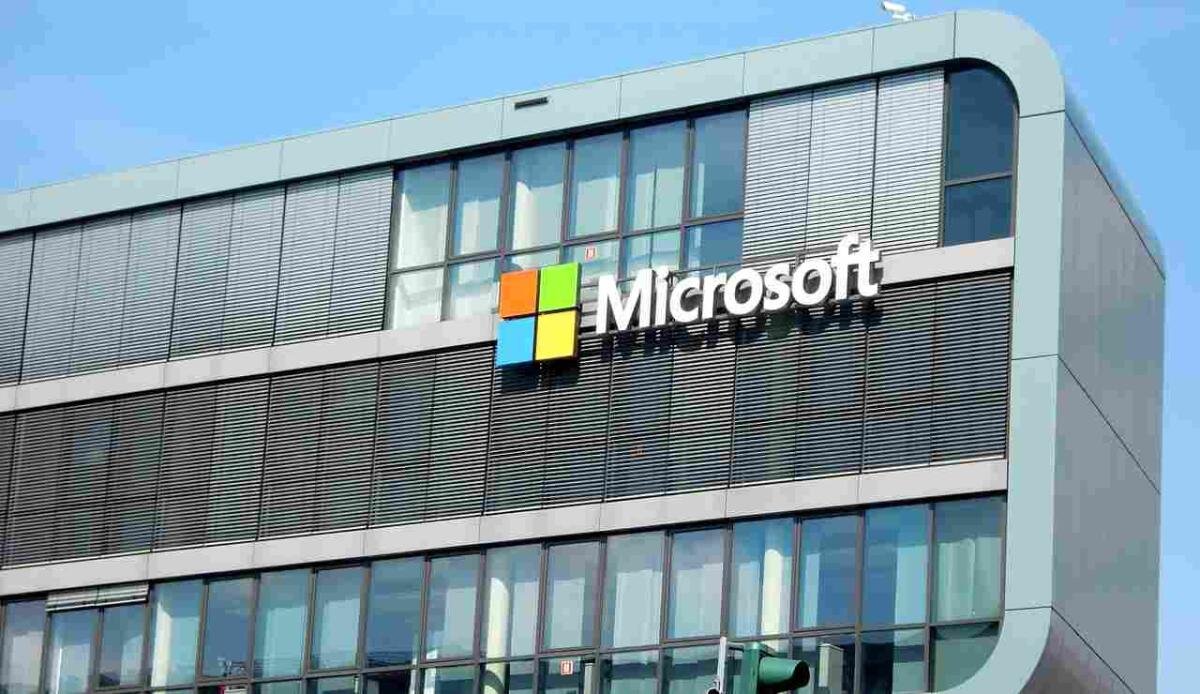 Microsoft, Berkshire e Waste Management: sono i pilastri del portafoglio di Bill Gates - Illustrazione di un edificio della Microsoft (Pixabay FOTO) - www.financecue.it
