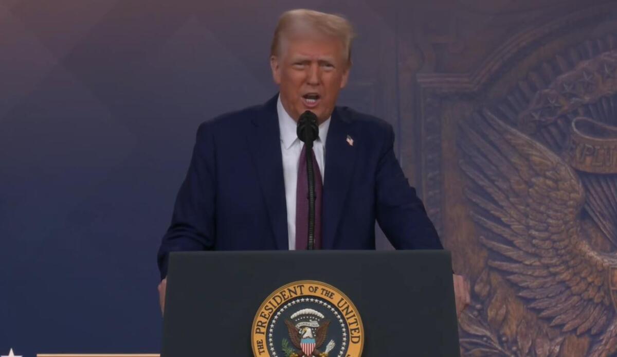 Azioni e investimenti: quali settori trarranno vantaggio dal ritorno di Trump - Donald Trump (Wikimedia @whitehouse) - www.financecue.it
