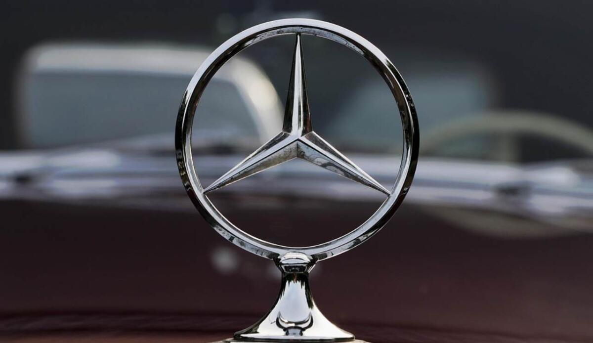 Mercedes-Benz: L’auto che ha cambiato la storia nel 1886 - Illustrazione del simbolo Mercedes (Pixabay FOTO) - www.vehiclecue.it