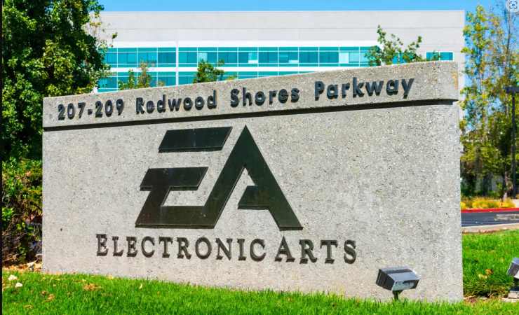 EA Electronics, insegna esterni (depositphotos.com)