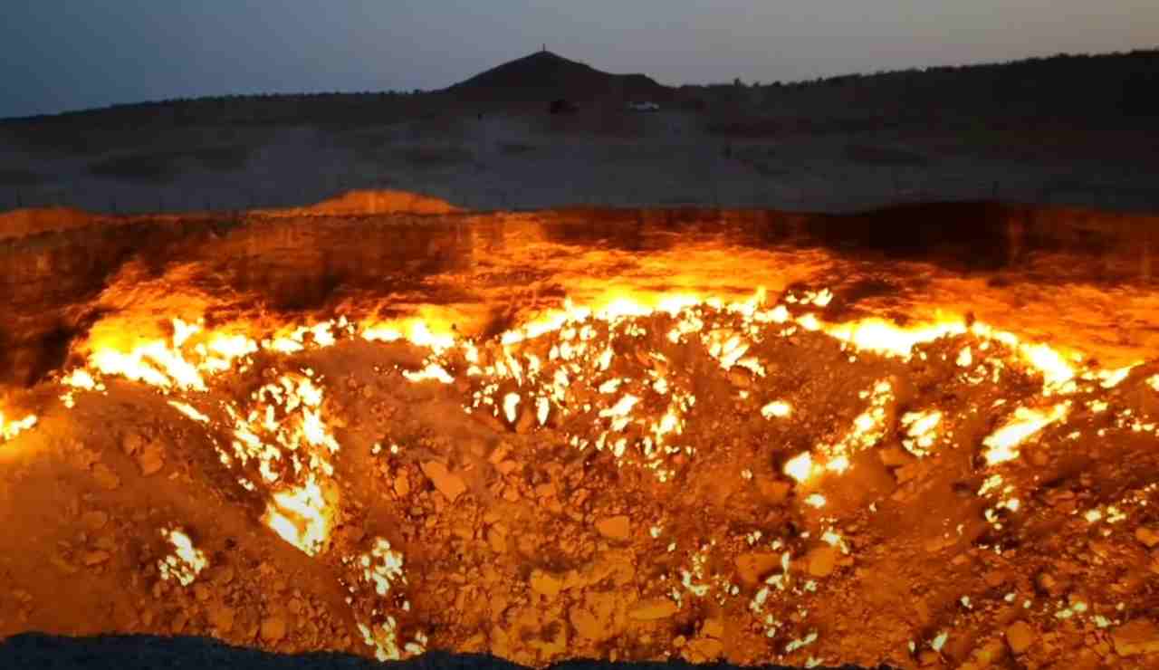 La Porta dell'Inferno (BBC Global - youtube screenshot)