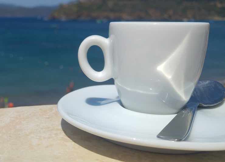 Caffè con vista (PIXABAY FOTO) - www.managementcue.it