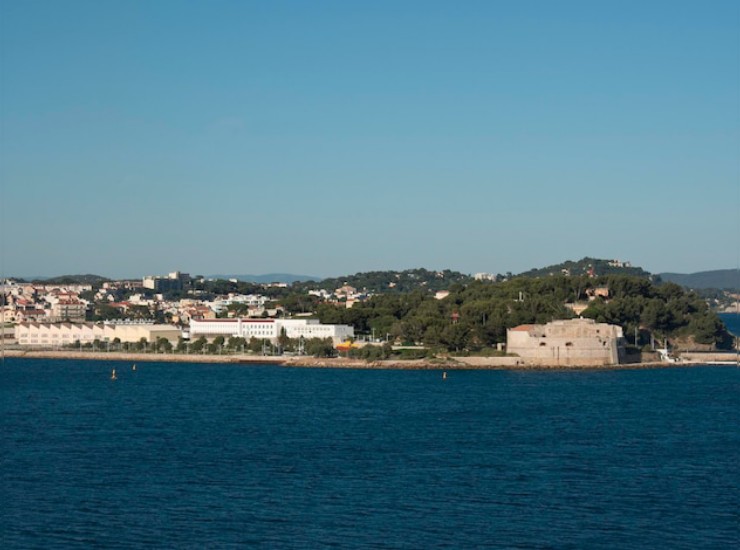 Estate, le vere mete da visitare nel 2025 (Freepik Foto) - www.marinecue.it
