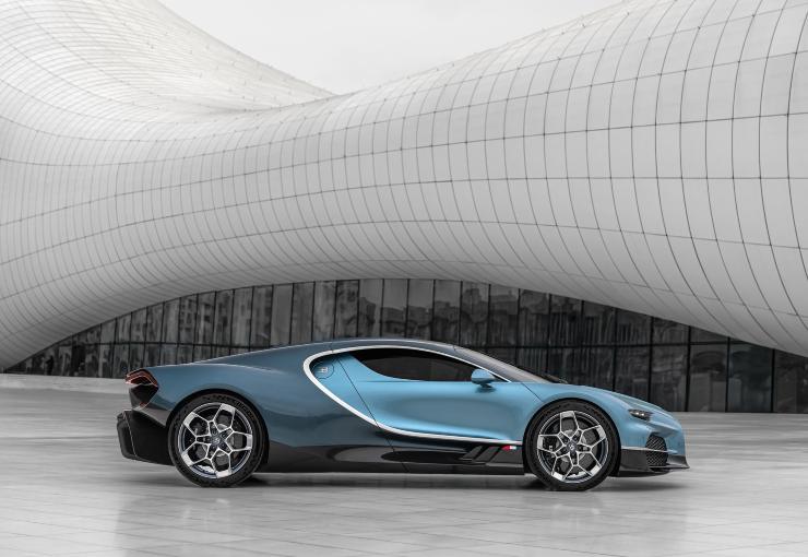 Bugatti Baku (Facebook foto) - www.vehiclecue.it