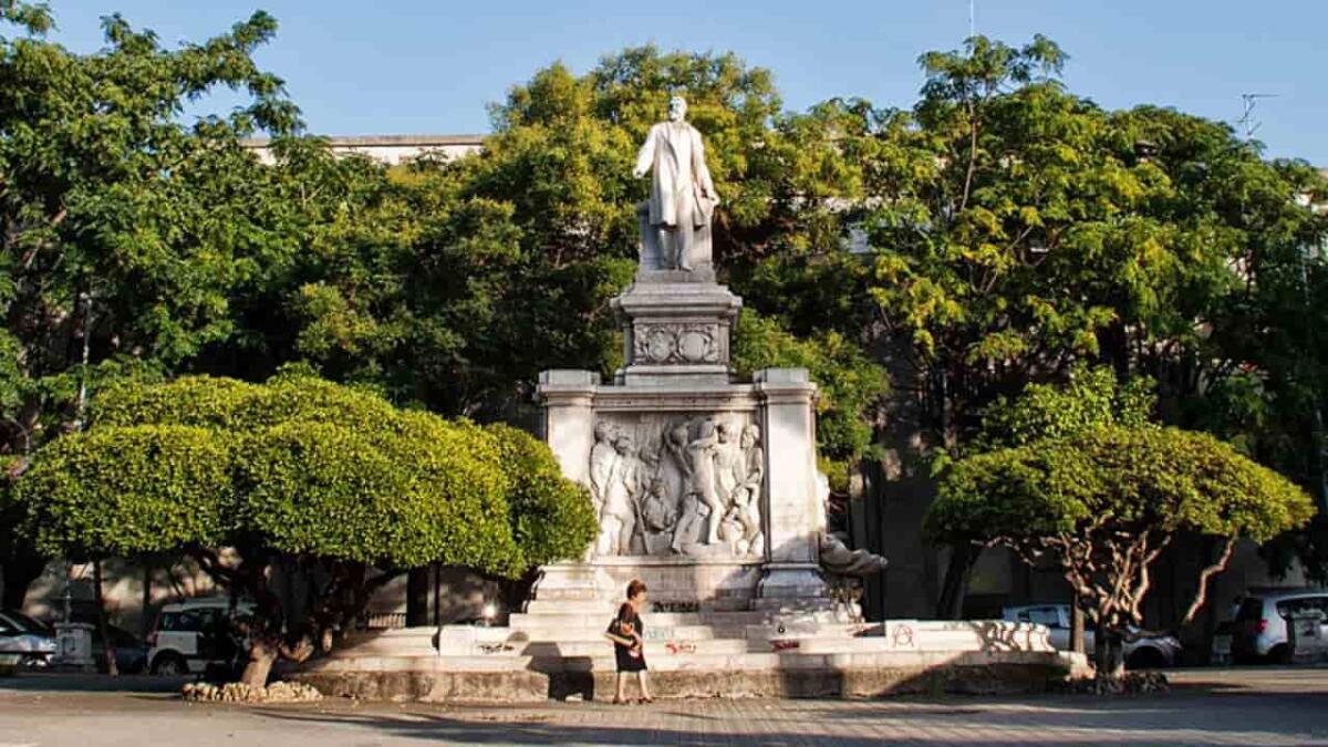 Da "non luogo" a cuore pulsante di Reggio Calabria: la rinascita di Piazza De Nava - Piazza de Nava torna alla vita (Wikimedia Commons Foto) - www.buildingcue.it