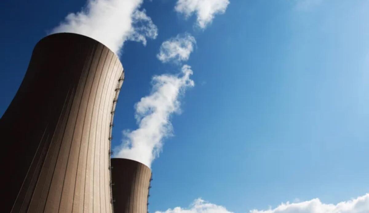 Addio vecchie centrali: il governo punta sul nucleare di nuova generazione - Nucleare (Depositphotos foto) - www.energycue.it