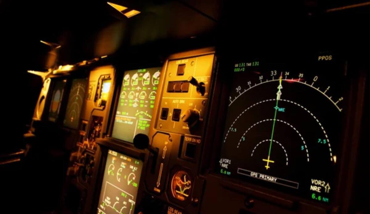 Spazio vs aviazione: ogni anno c’è il 26% di probabilità che detriti spaziali entrino in aree di traffico aereo intenso - Aviazione (Depositphotos foto) - www.aerospacecue.it