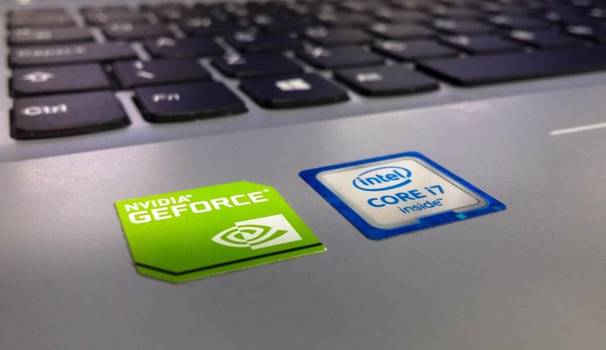 Intel rallenta sul progetto Ohio One: slittamento al 2030 per il centro da 100 miliardi di dollari - Illustrazione di un processore INTEL (Pixabay FOTO) - www.financecue.it